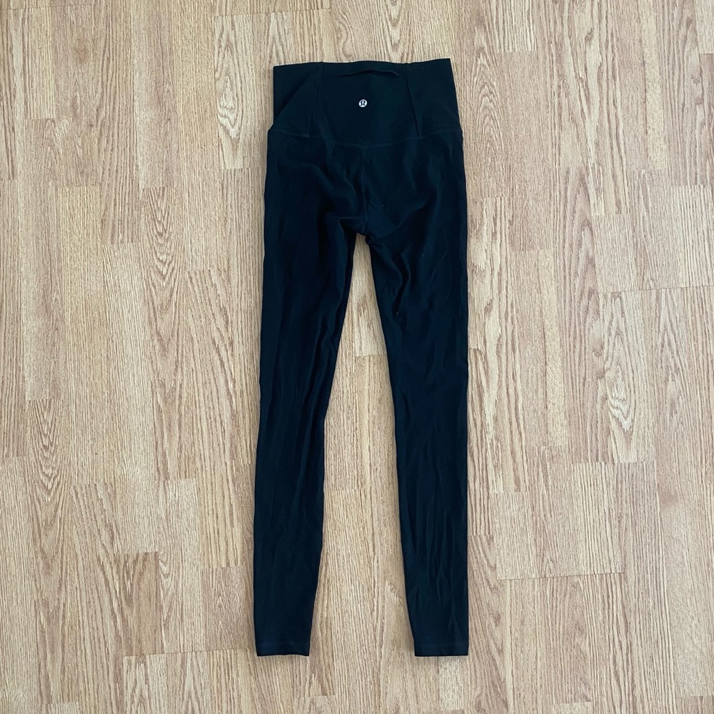 Lululemon black leggings